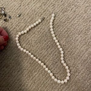 NWOT Express faux pearl necklace